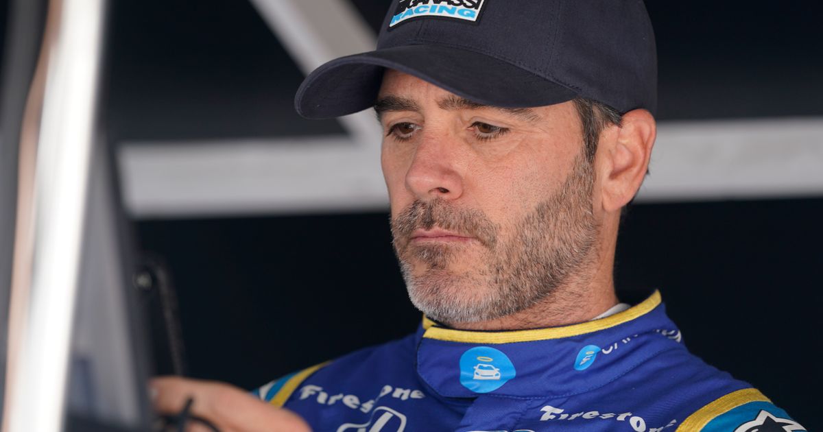 AP Exclusive: Jimmie Johnson to retire from full-time racing