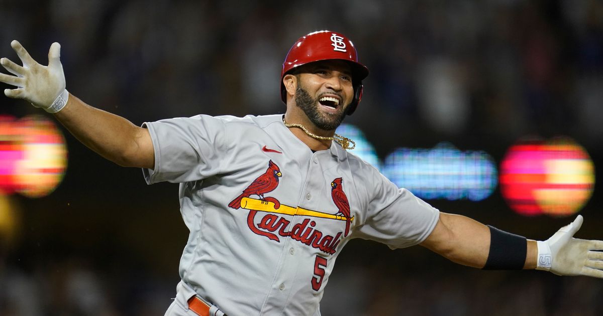 Cards’ Pujols hits 700th career home run, 4th to reach mark