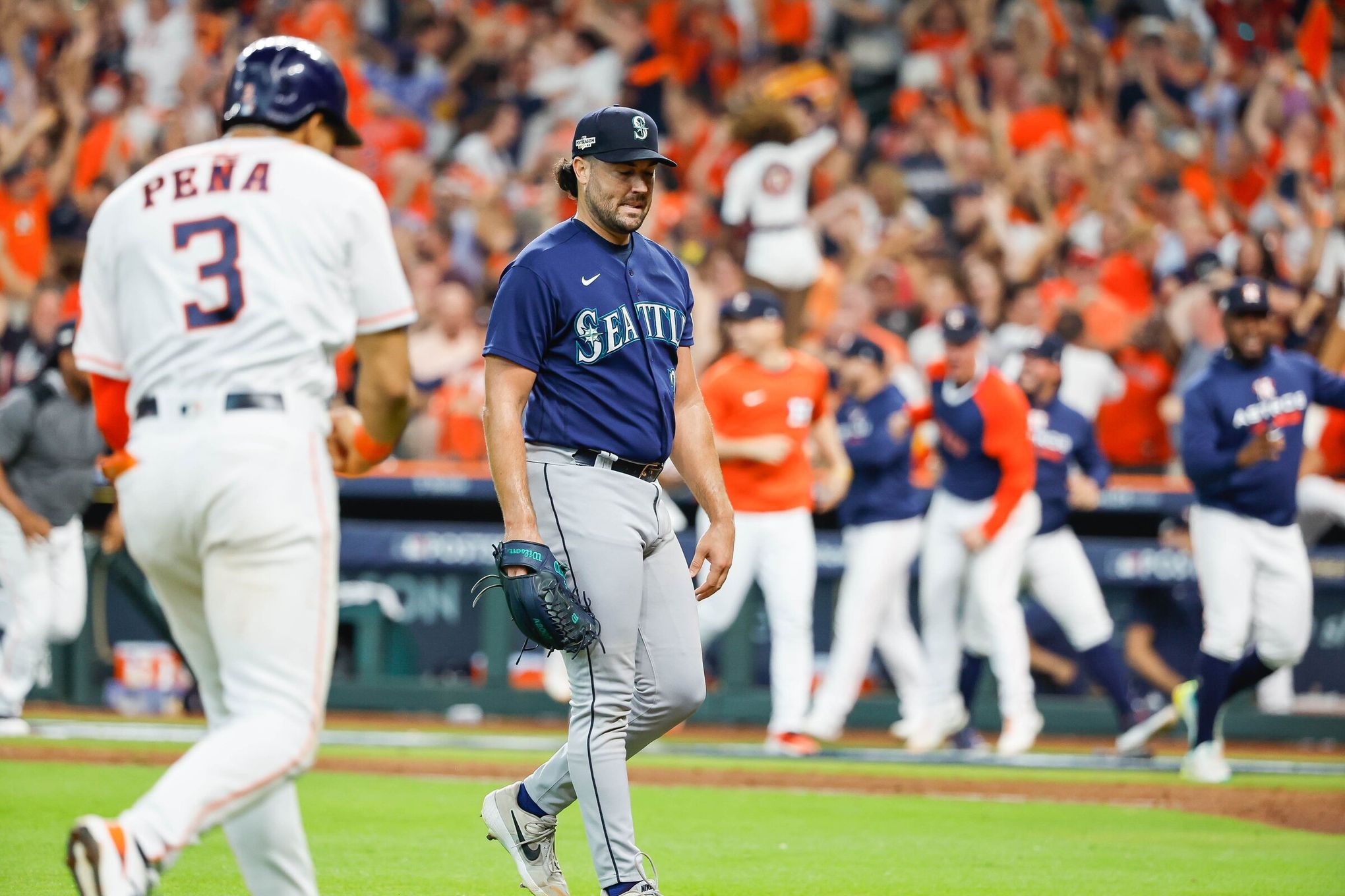 Mariners-Astros GameCenter: Live updates, highlights, how to watch, stream Game 2 of ALDS