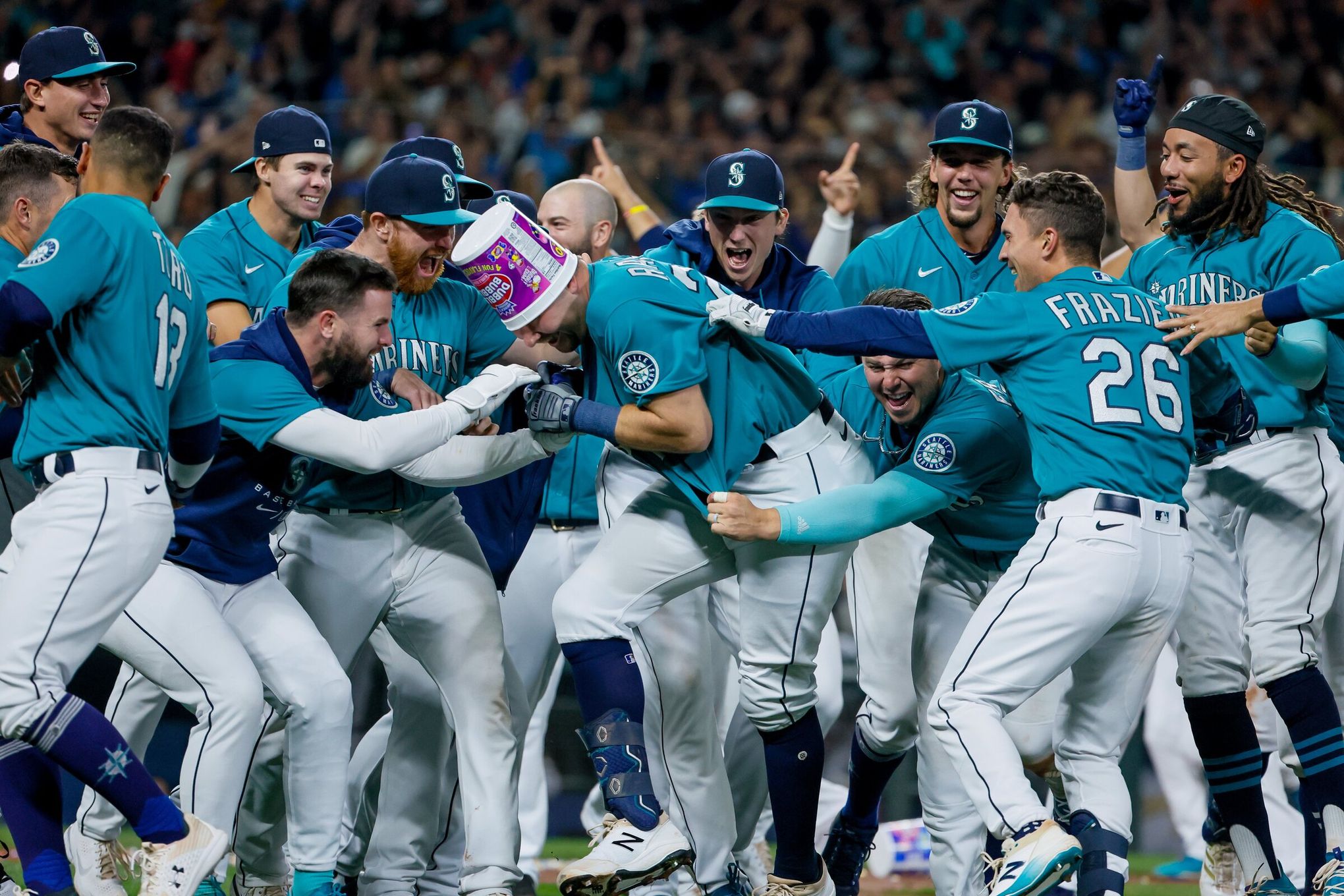 Mariners playoff times announced for wild card series in Toronto