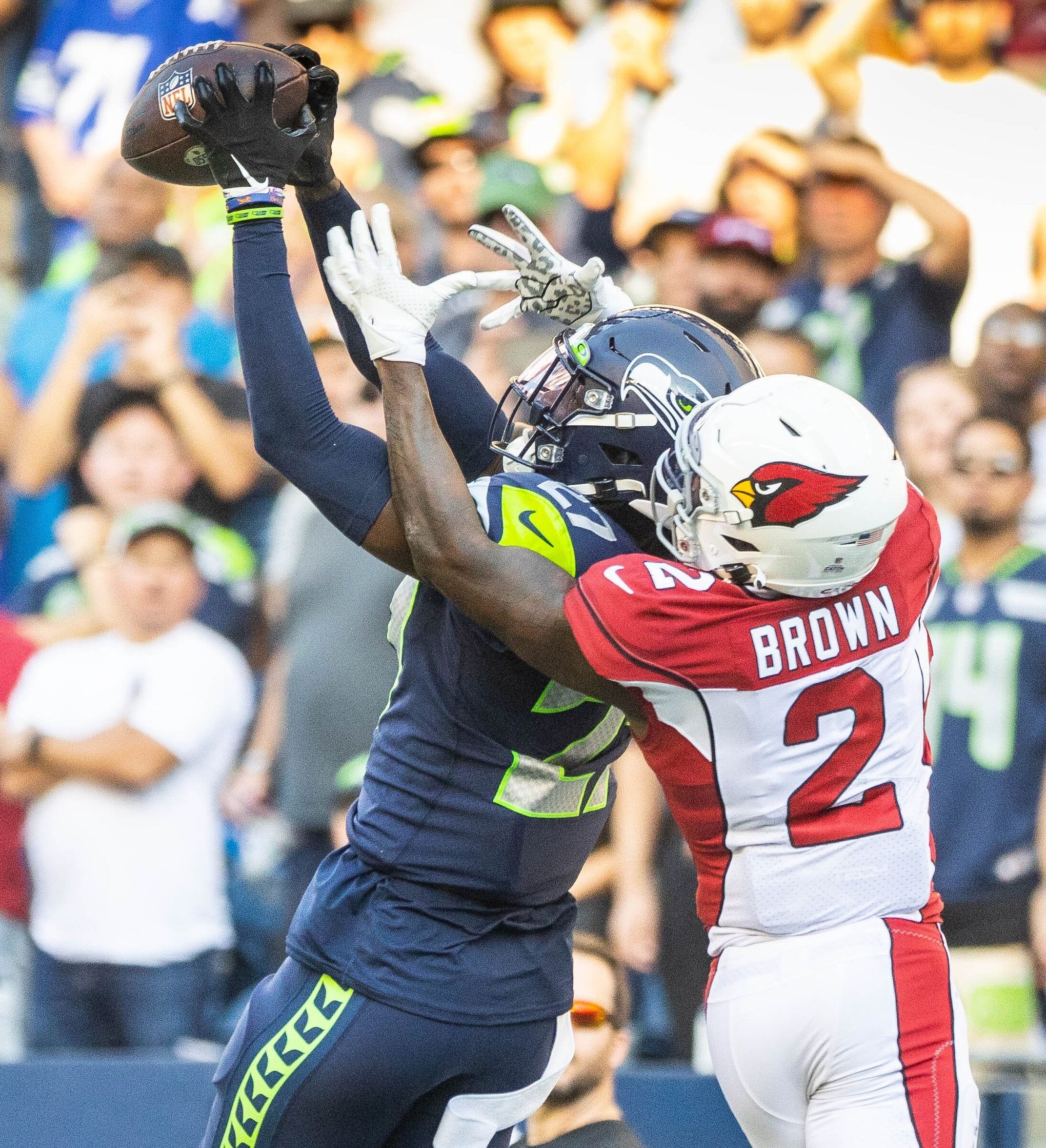 Seahawks’ Geno Smith, Kenneth Walker III, Tariq Woolen win player of the month honors