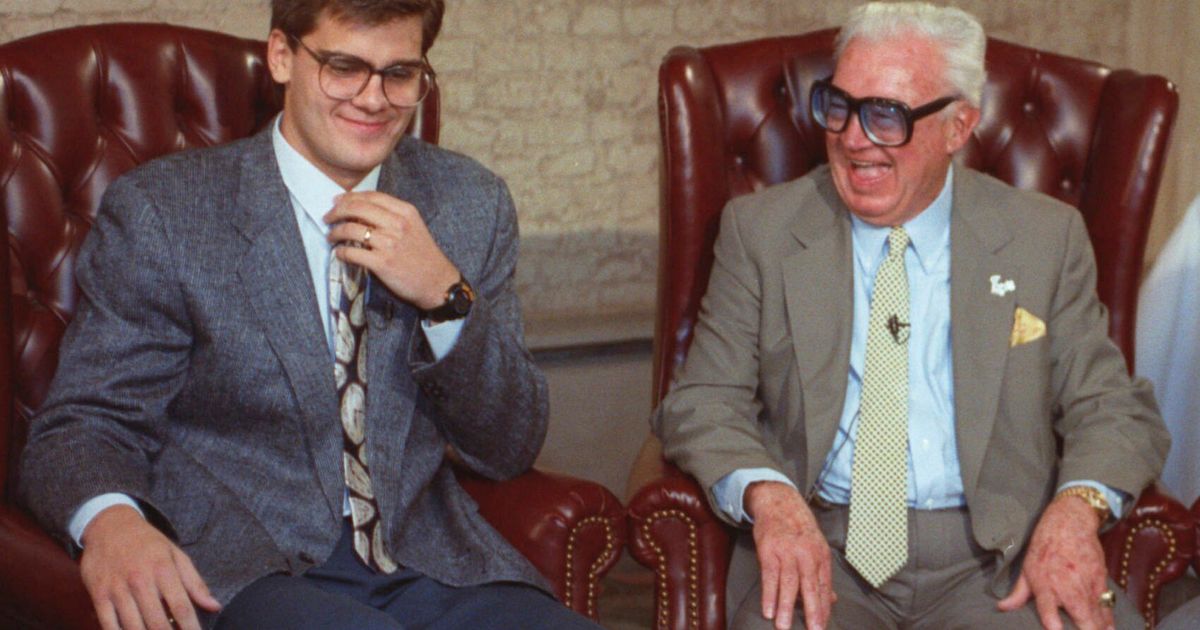 Chip Caray follows grandpa’s footsteps as voice of Cardinals