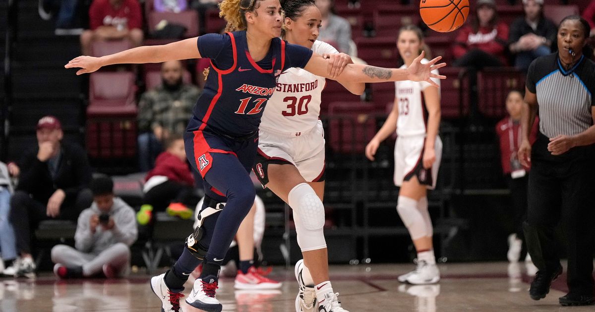 Jones’ 18 points, 16 rebounds lead No. 2 Stanford by Arizona