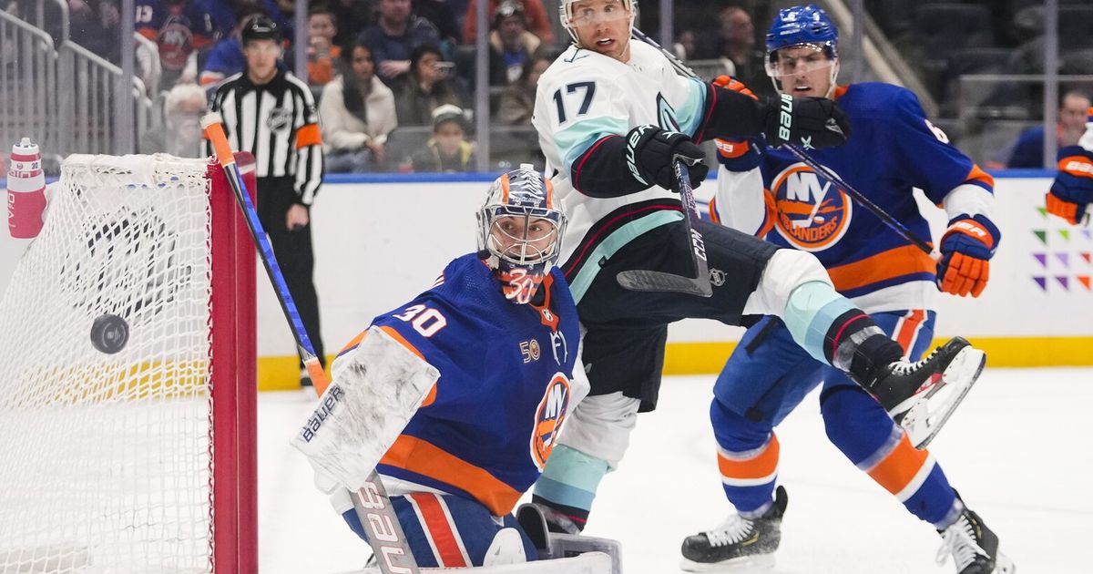 Photos: Kraken vs. Islanders hockey