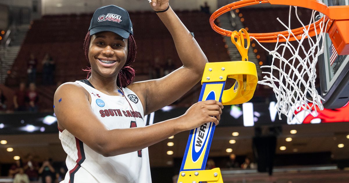 Boston and South Carolina Women's Basketball Teams Advance to NCAA Final Four.