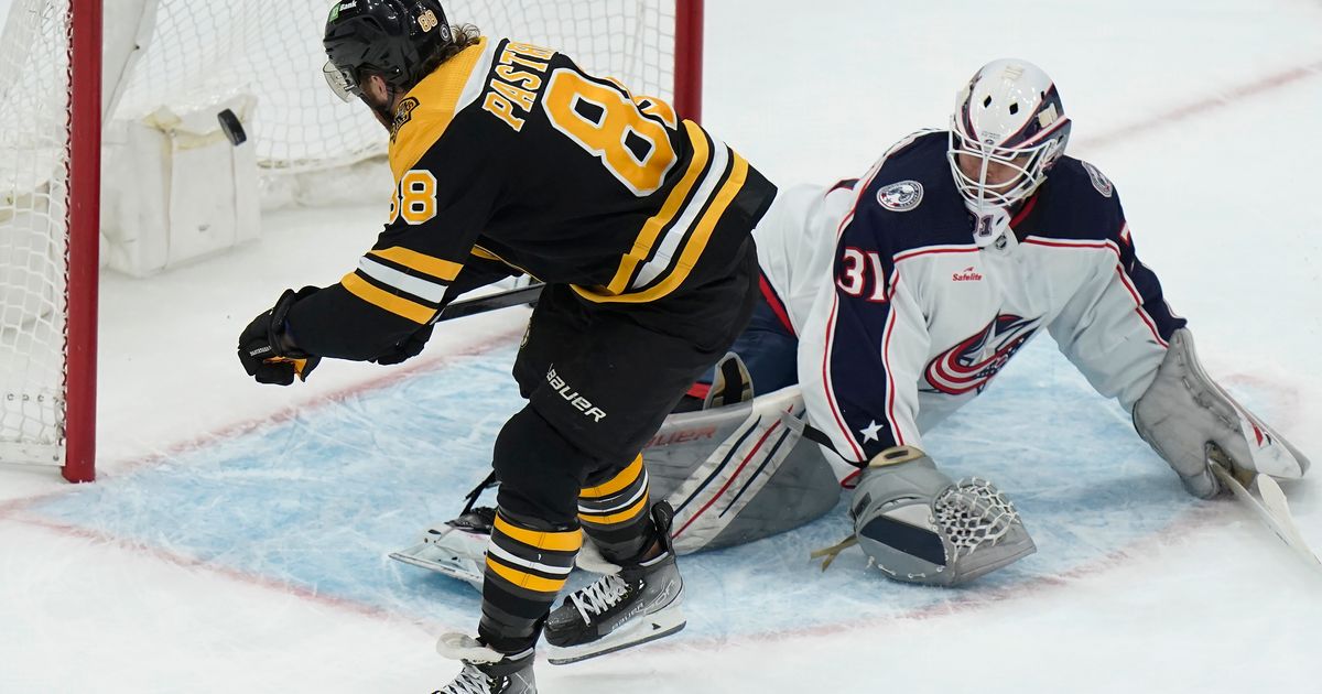 Boston Bruins Secure Presidents' Trophy with Victory Over Columbus Blue Jackets