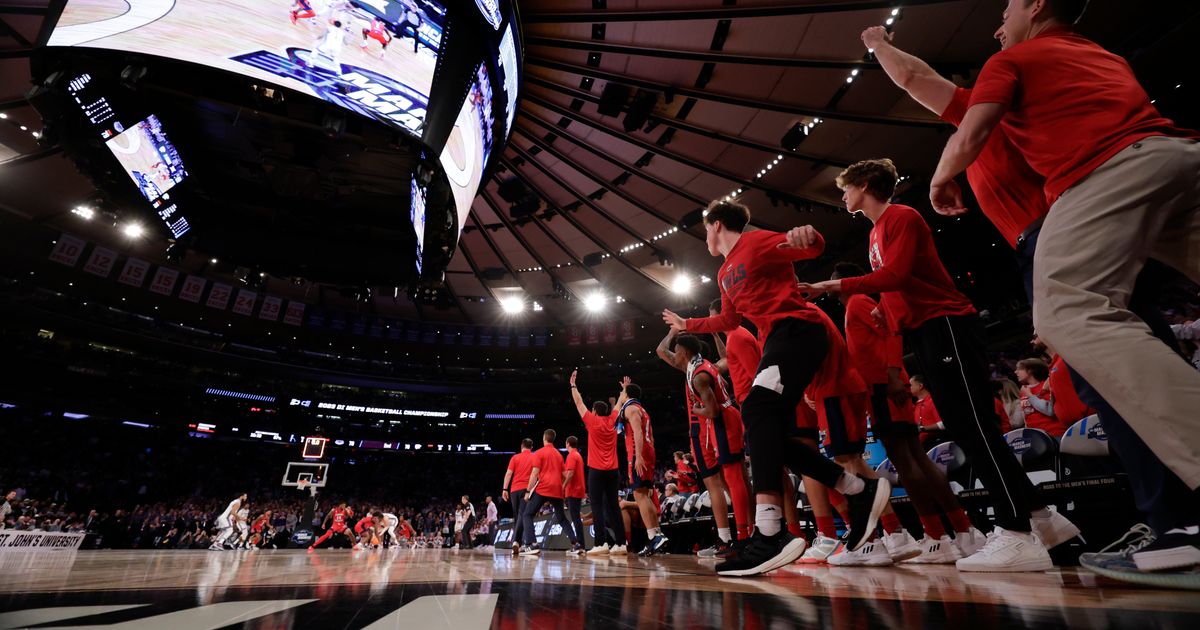 Florida Atlantic University's Men's Basketball Team Achieves Final Four with Selfless Attitude: 'No Ego, No Pride'