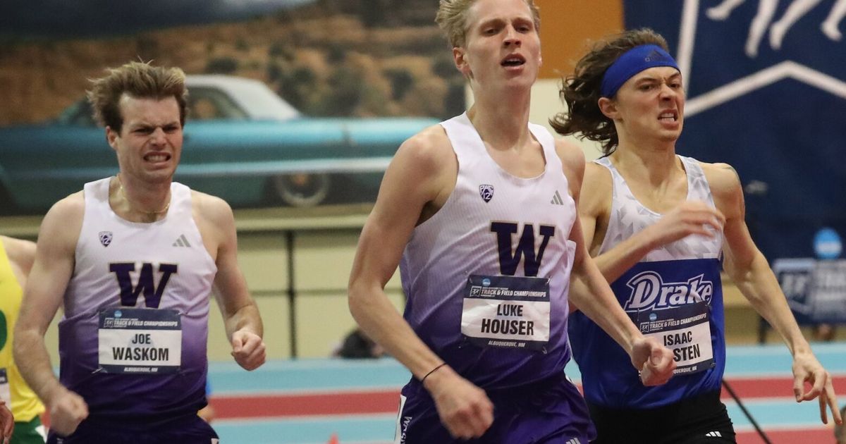 How a team-first approach — and a Mighty Ducks’ ‘Flying V’ — lifted this Husky runner to an NCAA title