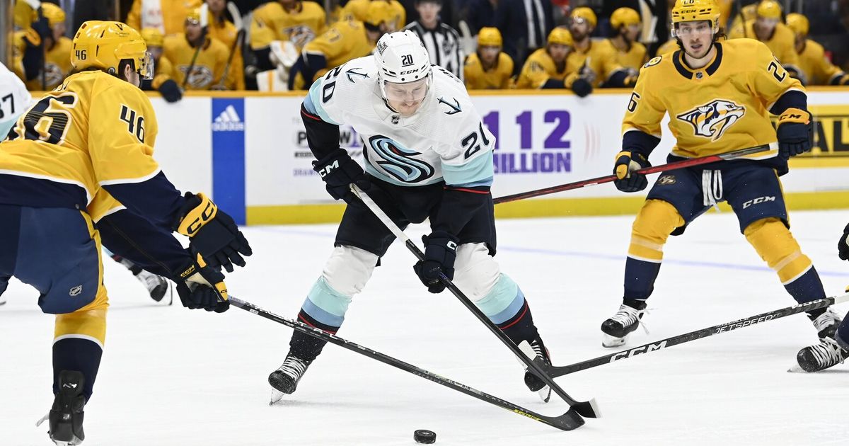 Kraken's Playoff Hopes Diminished by Shootout Loss to Predators