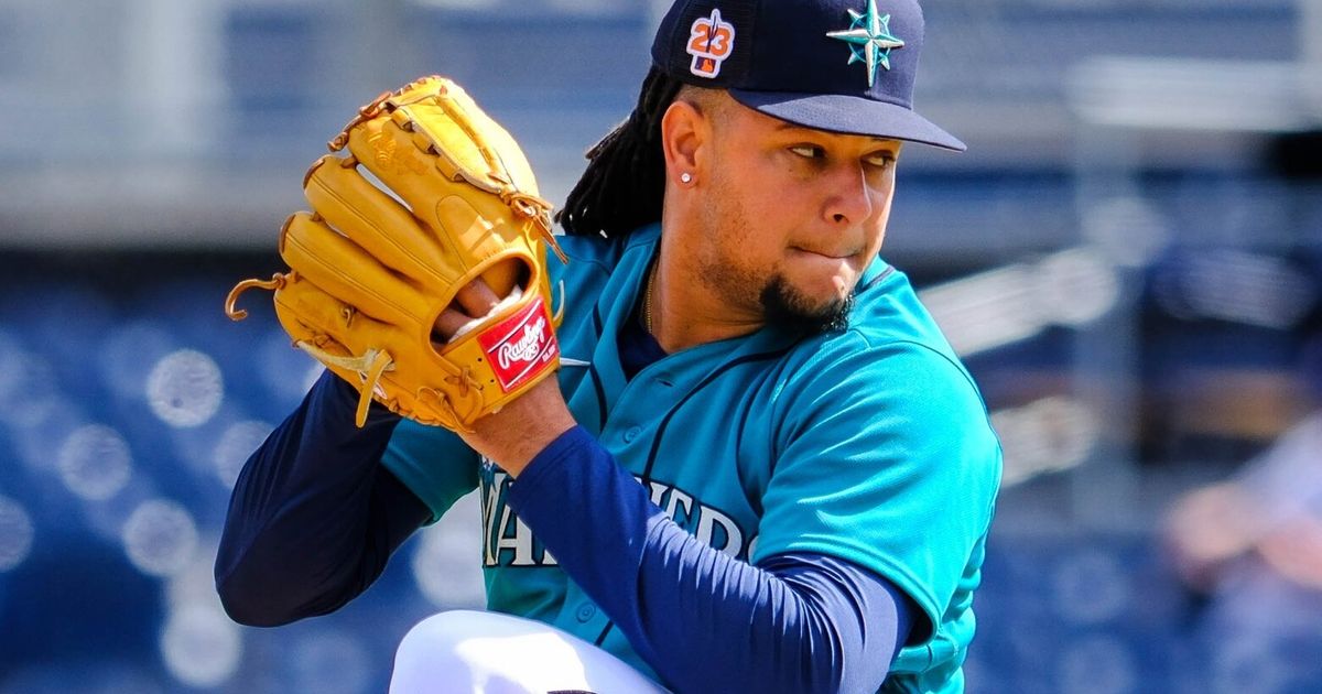 Luis Castillo to Start Opening Day Despite J.P. Crawford's Foot Injury in Win Over Athletics