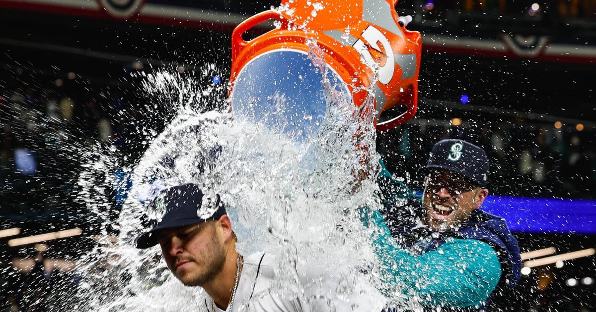 Mariners and Guardians Face Off in T-Mobile Park for Opening Day