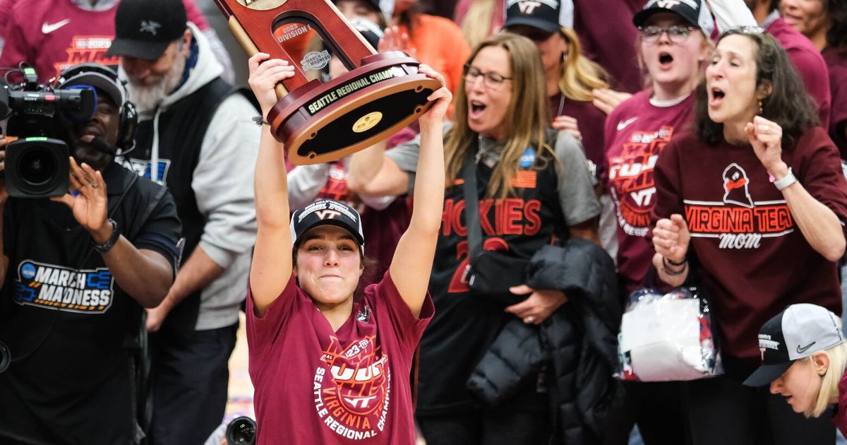 NCAA Women's Regional: Fans Show Their Support in Force