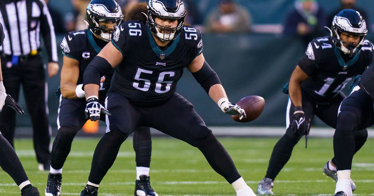 Pittsburgh Steelers Agree to Three-Year Contract with Former Philadelphia Eagles Guard Isaac Seumalo