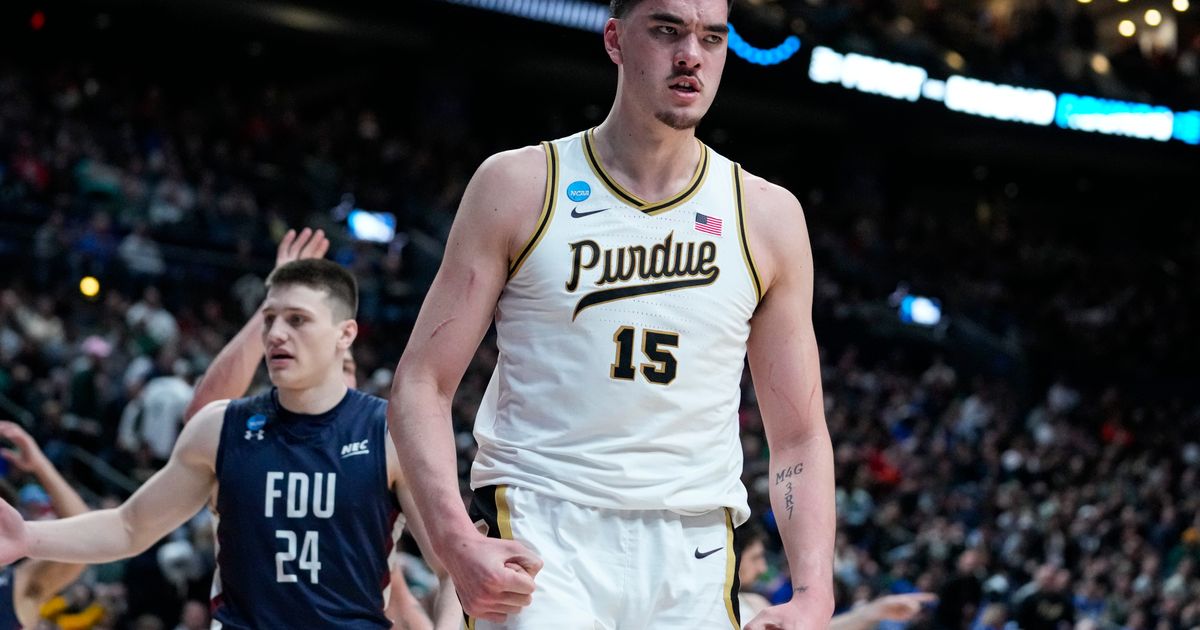 Purdue's Zach Edey Named 2021 Associated Press Men's Basketball Player of the Year