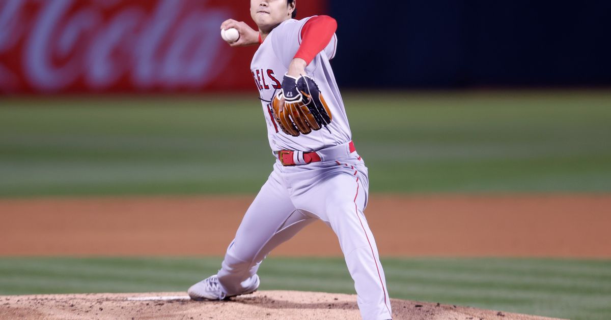 Renfroe's No-Look Catch in Right Field Thrills Ohtani