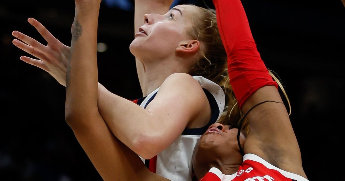 UConn Women's Basketball Team Fails to Reach Final Four for First Time in Over a Decade After Loss in Seattle