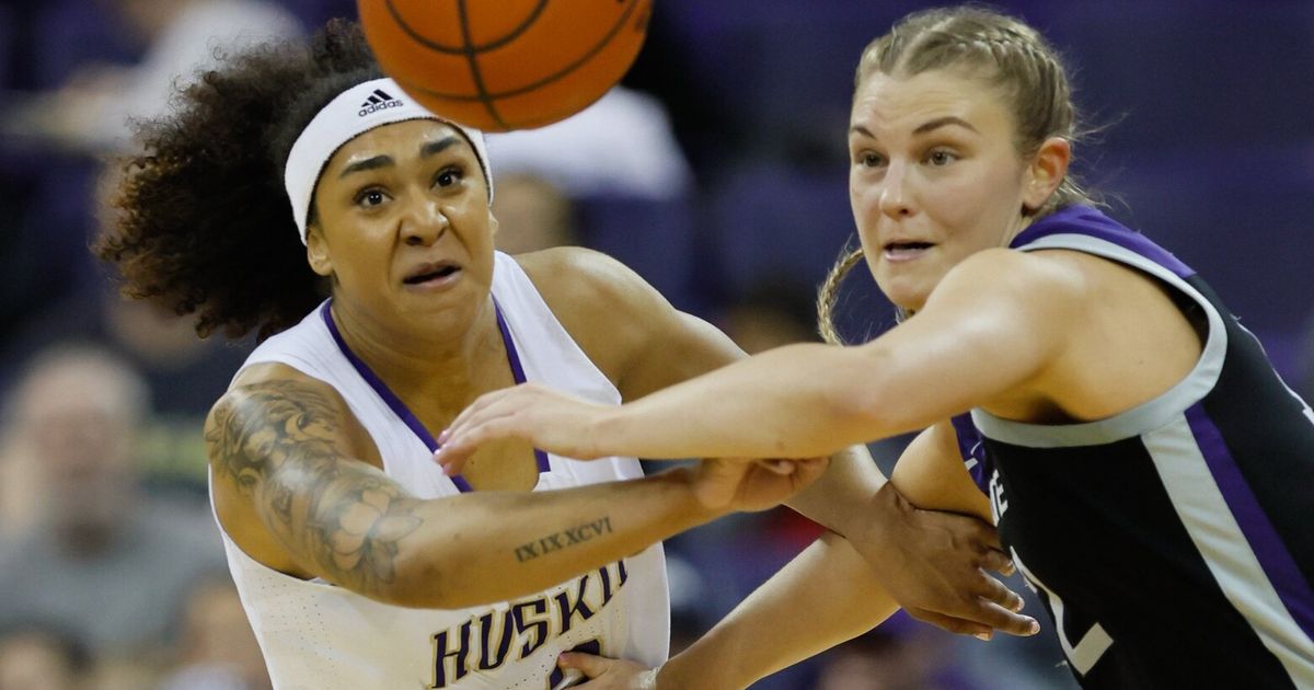 UW Women's Basketball Advances to Super 16 of WNIT with Win Over Kansas State