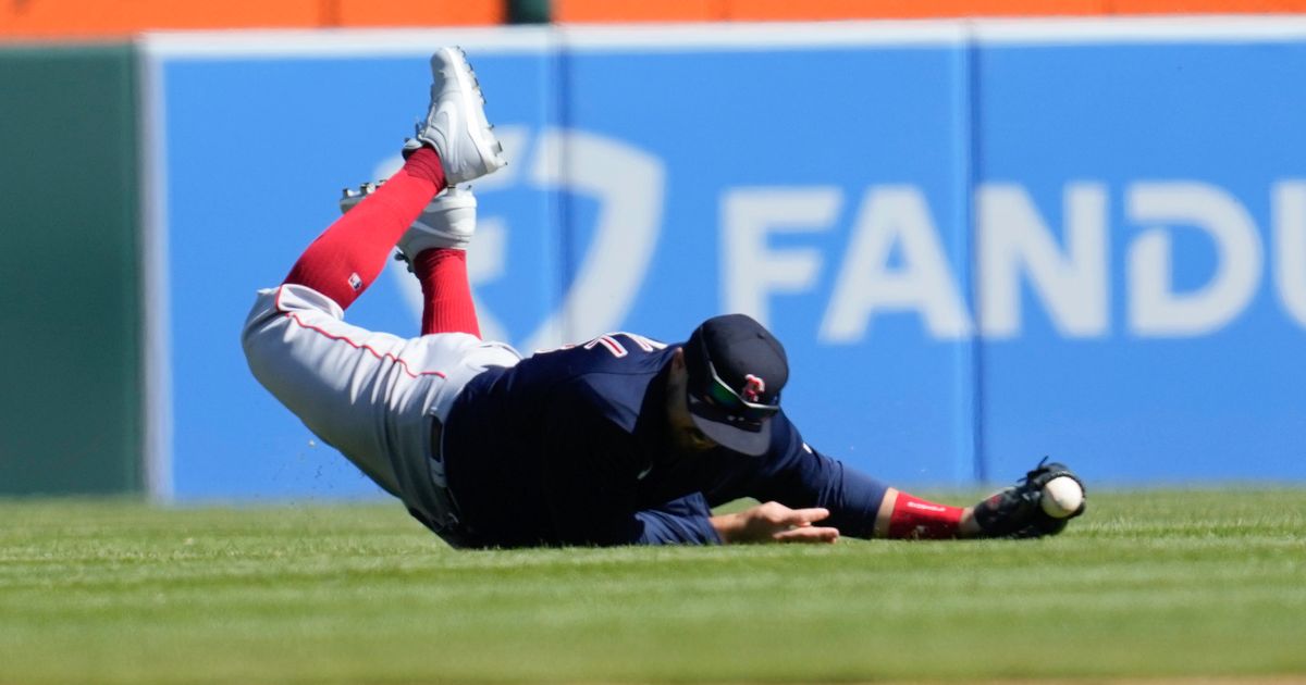 Adam Duvall Placed on Injured List with Fractured Wrist Injury