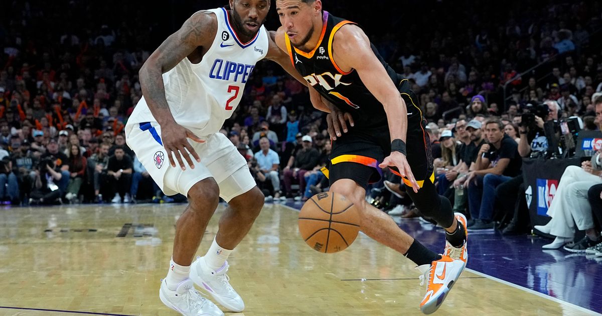Booker's 38 Points Lead Suns to Game 2 Win Over Clippers, Series Tied at 1-1