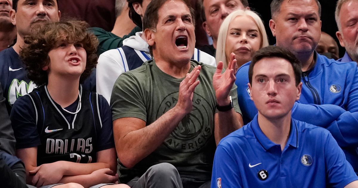 Dallas Mavericks Owner Mark Cuban Prioritizes Re-Signing Kyrie Irving, Backs Jason Kidd