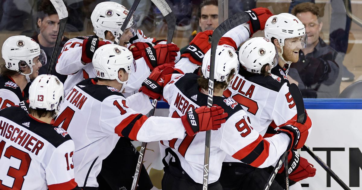 Devils Defeat Rangers 2-1 in Overtime of Game 3, Thanks to Hamilton's Goal