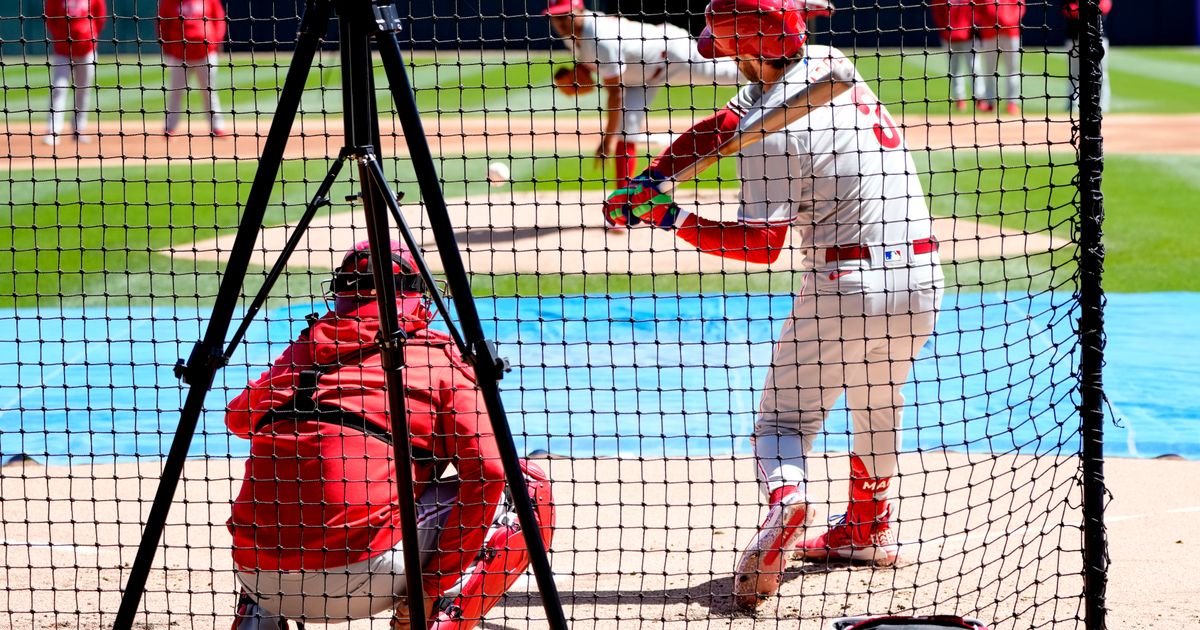 gameBryce Harper Facing Left-Handed Pitcher for First Time During Phillies' Rehab Game