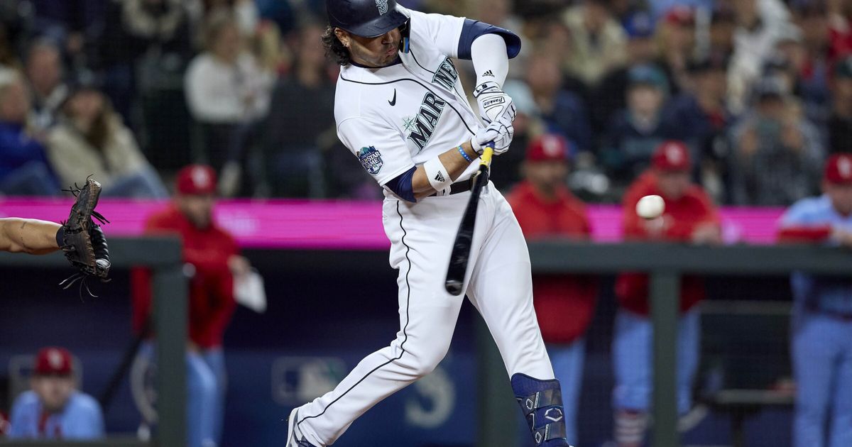 Mariners and Cardinals Face Off in Baseball Matchup