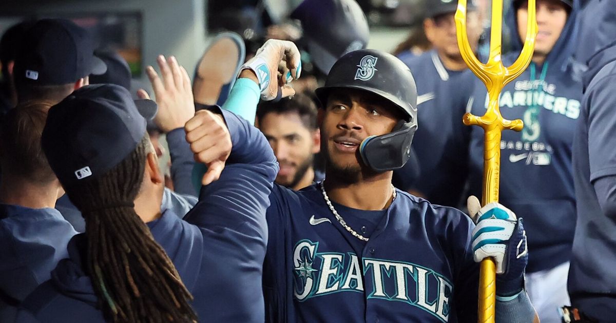 Mariners Increase Home Run Celebrations with Trident Use