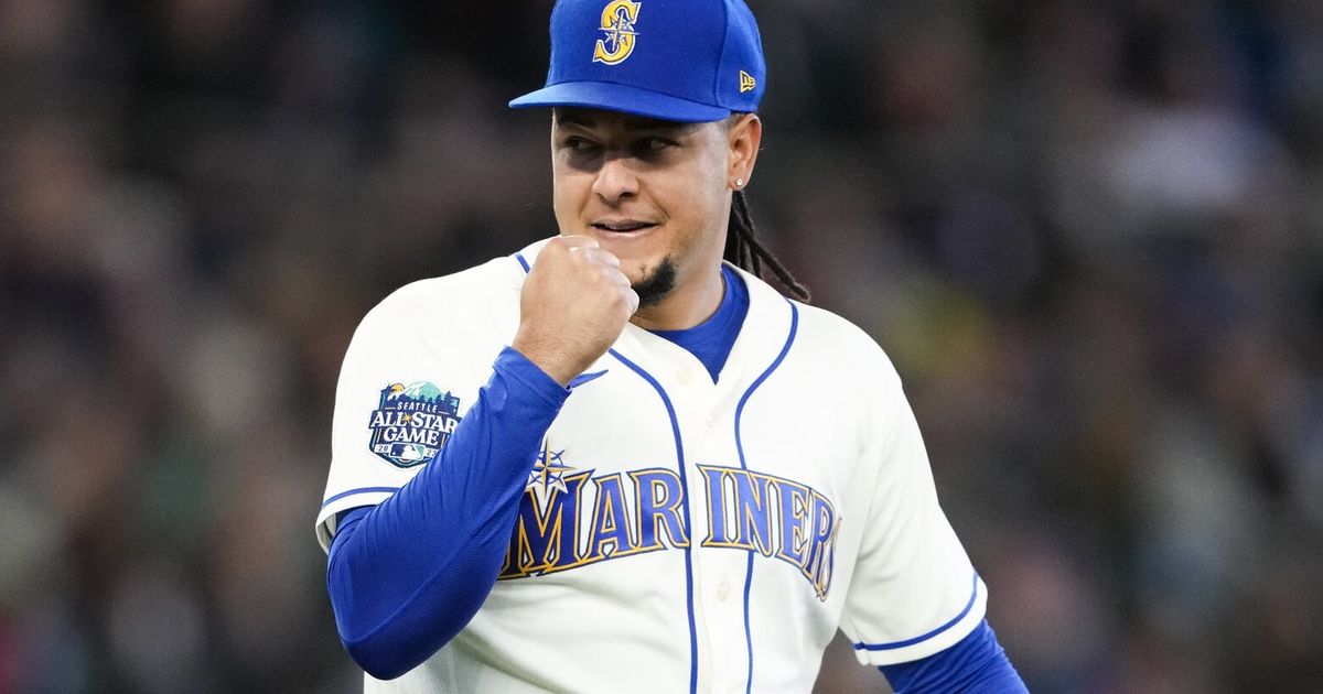 Mariners Sweep Rockies Behind Luis Castillo's Dominant Start and Jarred Kelenic's Clutch Catch
