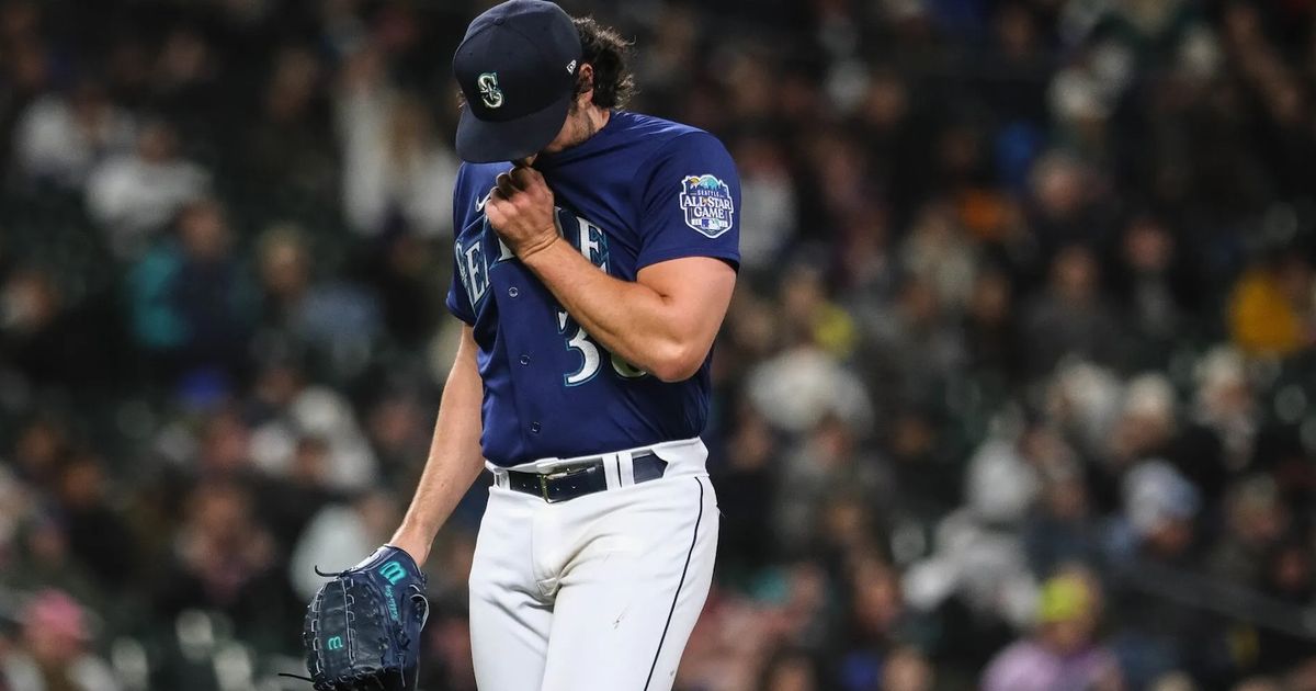 Robbie Ray Placed on 15-Day Injured List Following Mariners' Opening Day Start