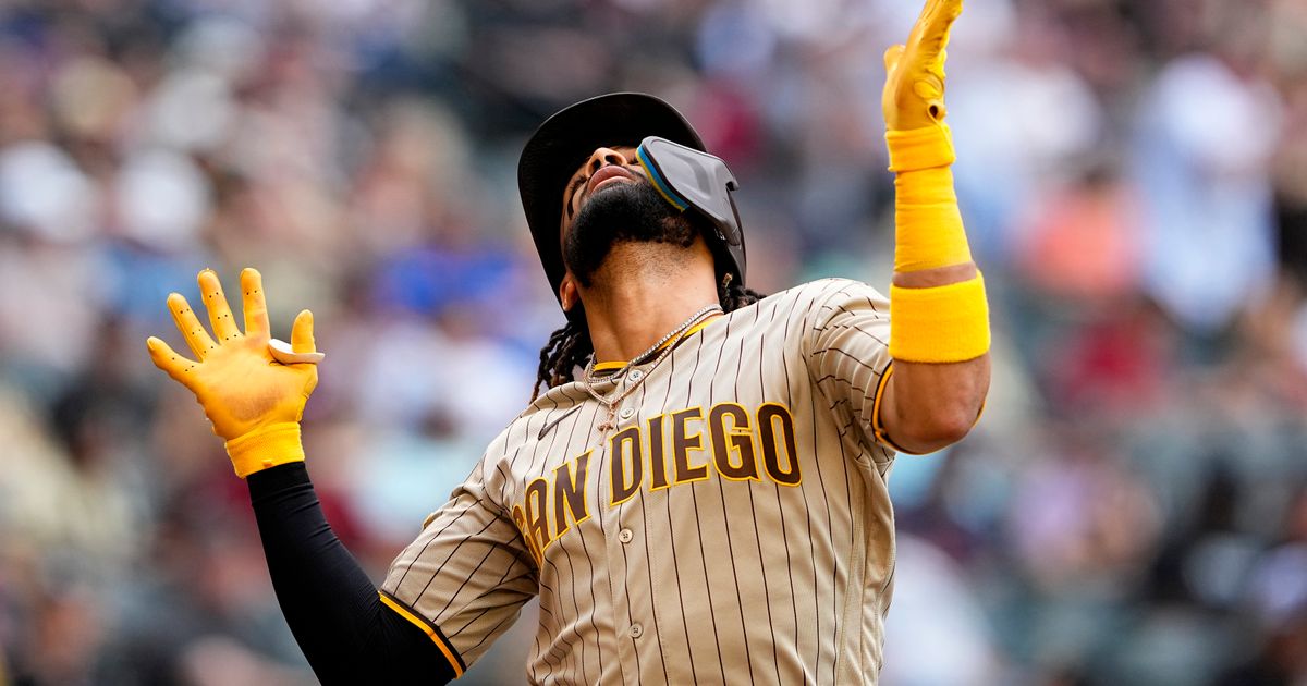 San Diego Padres Defeat Arizona Diamondbacks 5-3 After Fernando Tatis Jr. Home Run