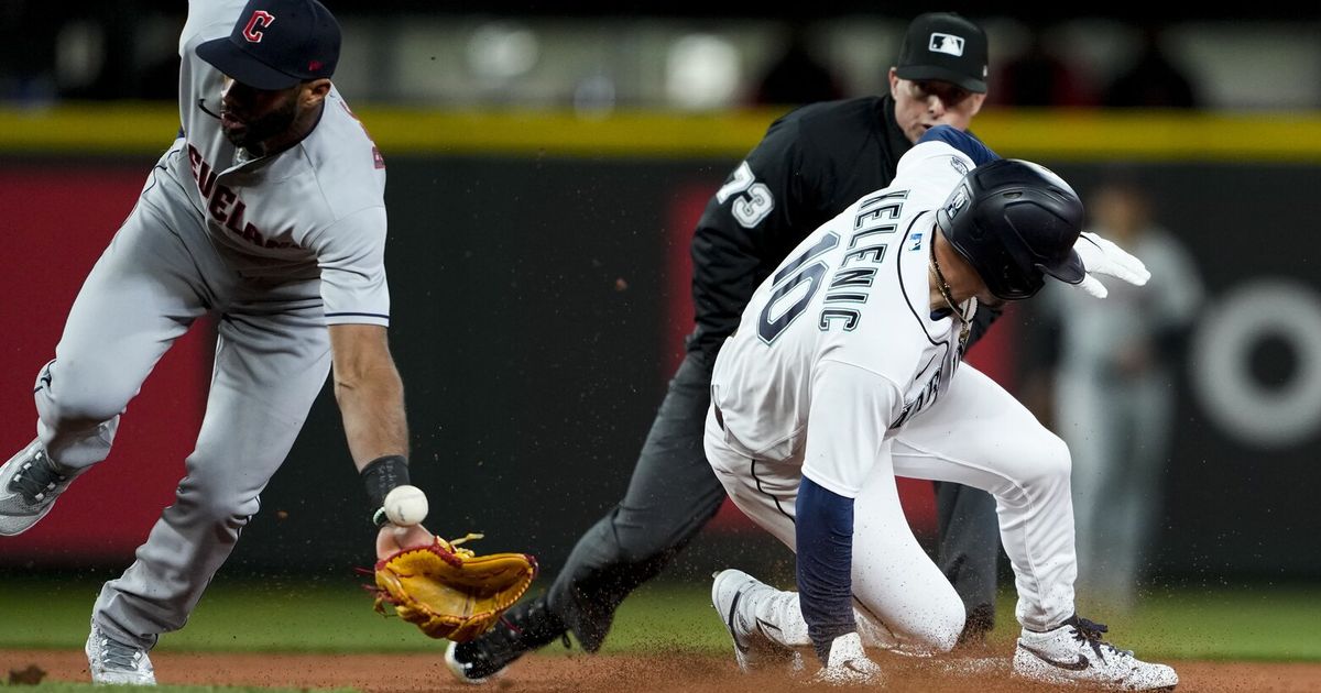 Seattle Mariners Plan to Take Advantage of MLB's Updated Base-Running Regulations