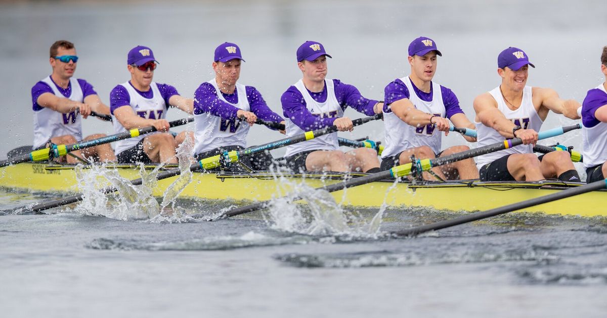 UW Women's Rowing Team Defeats Cal in Dual Meet