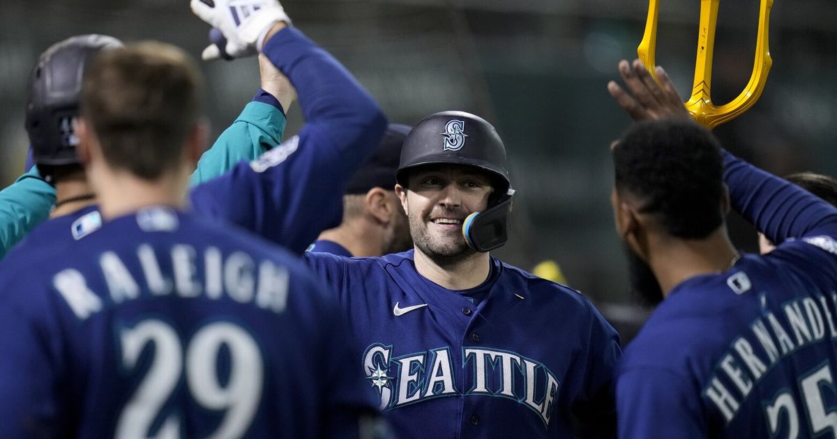 AJ Pollock and Eugenio Suarez Lead Mariners to 10-Inning Victory Over Athletics