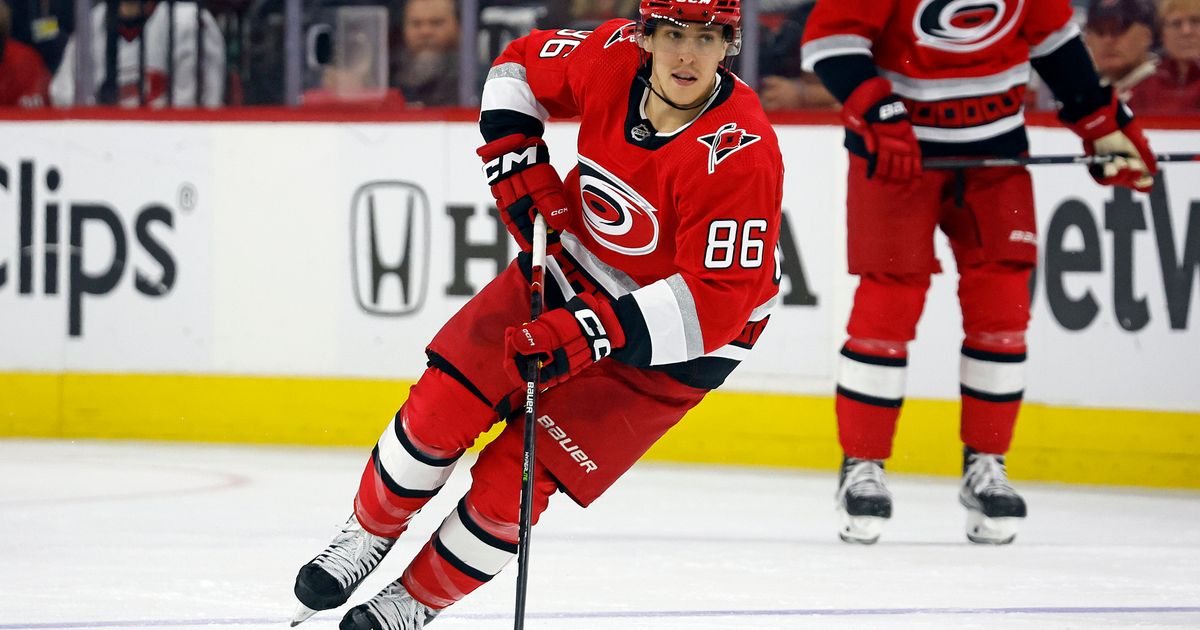 Carolina Hurricanes' Teuvo Teravainen Nearing Return from Injury Ahead of Eastern Conference Final