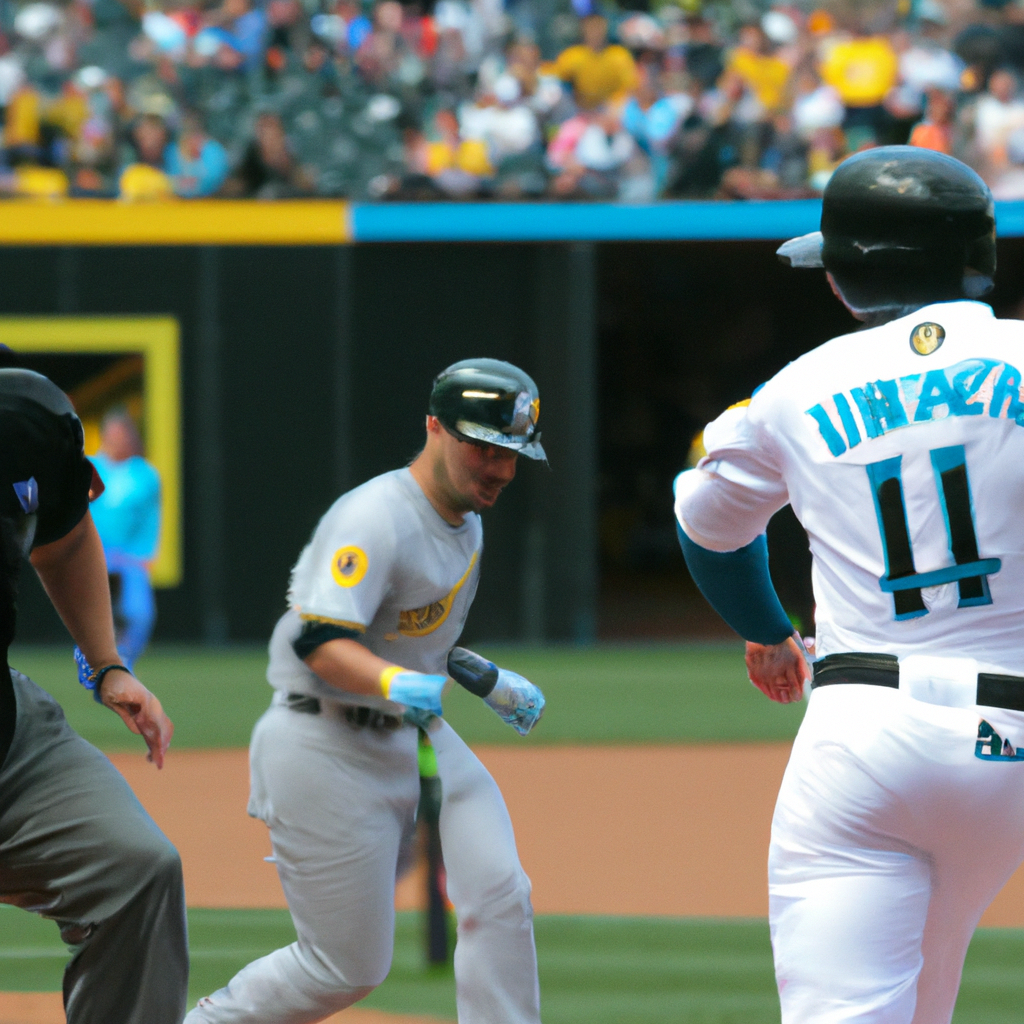 Eugenio Suarez Hits Walk-Off Single to Give Mariners Series Win Against Pirates
