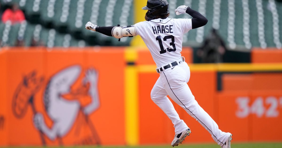 Haase's 5 RBIs Lead Tigers to Doubleheader Opening Win Over Mets