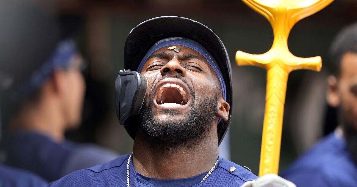Mariners Complete Sweep of A's with Taylor Trammell Home Run