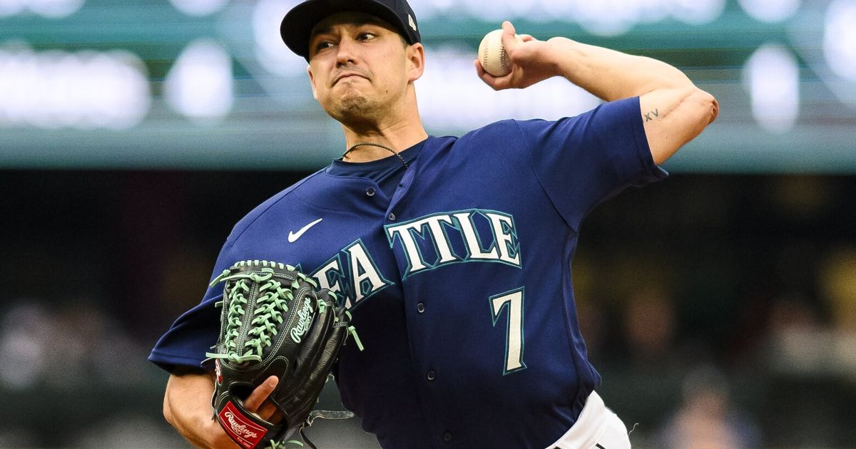 Mariners Defeat Athletics 3-2 Despite Offensive Struggles