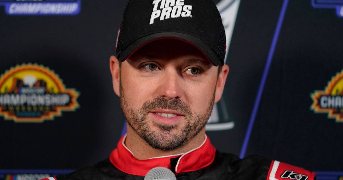 Josh Berry to Compete in NASCAR Cup Series as Kevin Harvick's Replacement