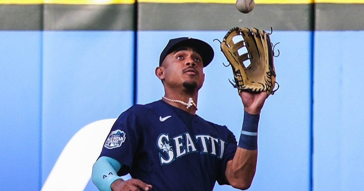 Julio Rodriguez's Struggles with Mariners: Examining the Causes of His Early-Season Slump