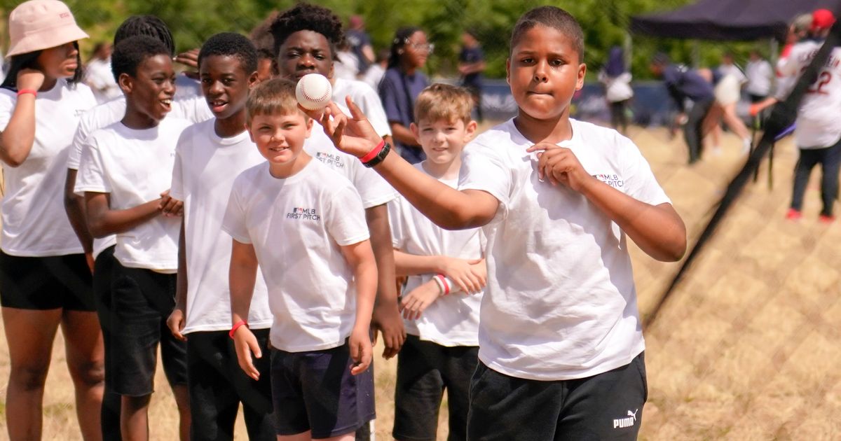 MLB Return and New Youth Programs to Increase Baseball Popularity in Britain