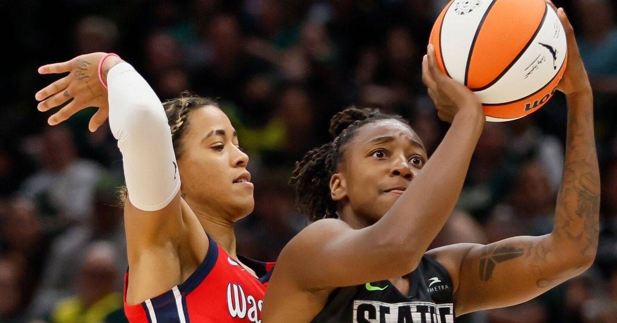 Mystics Defeat Storm on Sue Bird Jersey Retirement Day