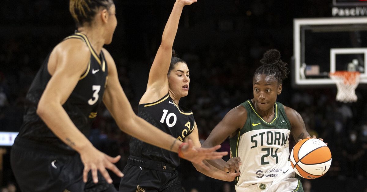 Storm Loses to Aces Despite Having a Stronger Hand