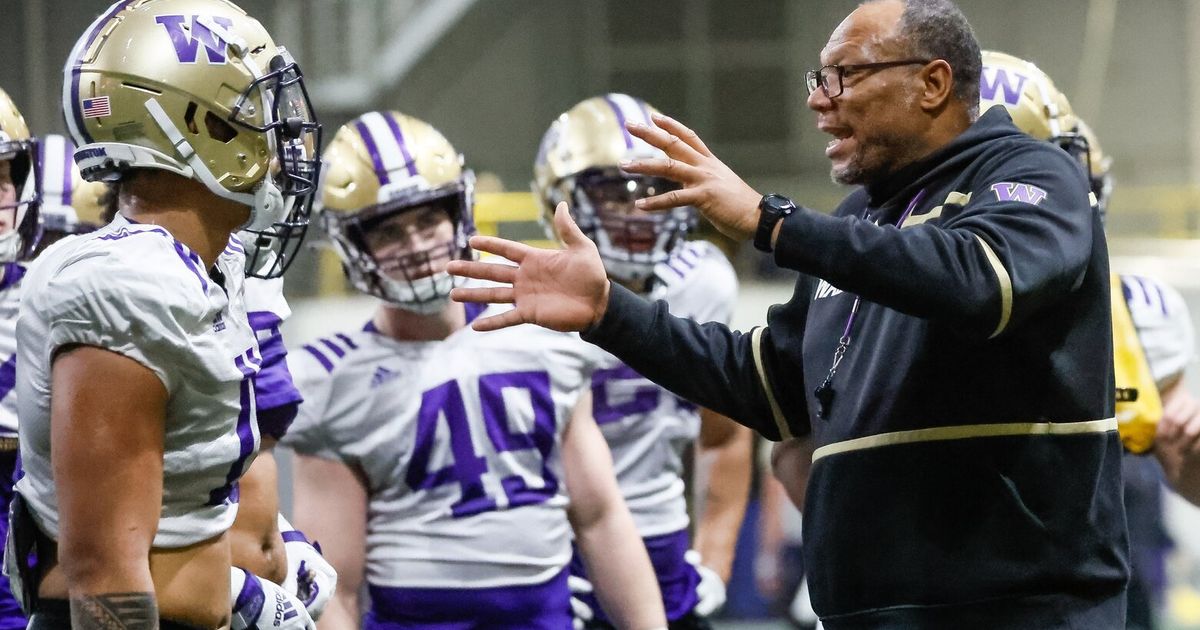University of Washington Huskies Receive Verbal Commitment from Three-Star Linebacker Khmori House for 2024 Season