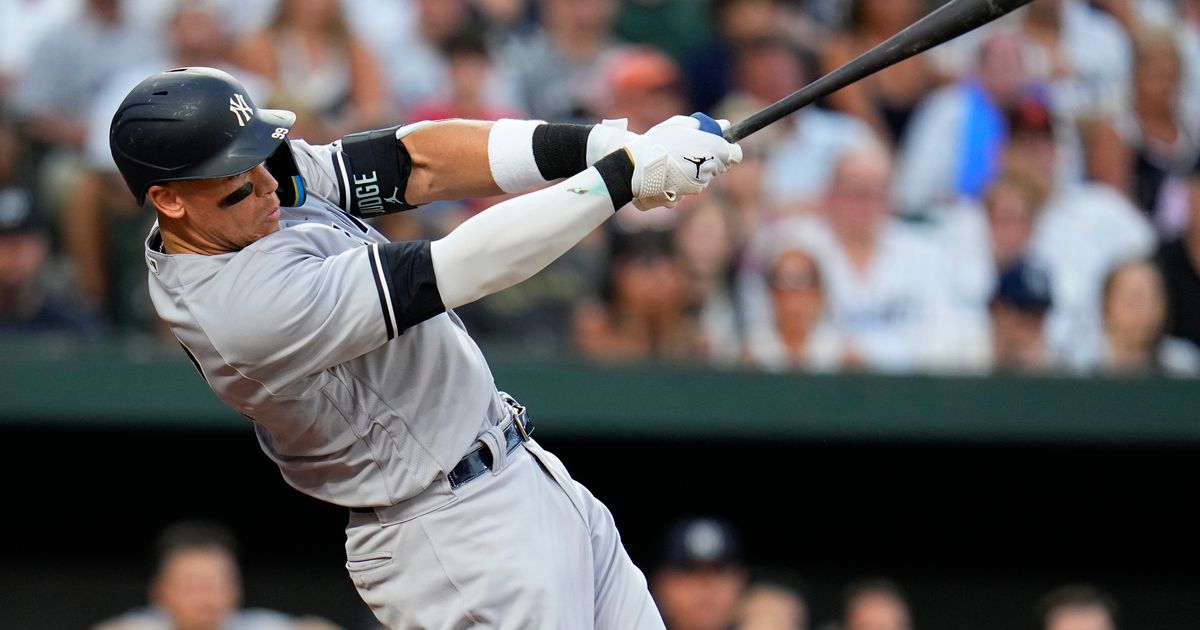 Aaron Judge Hits 442-Foot Home Run in Second Game After Returning from Toe Injury for New York Yankees