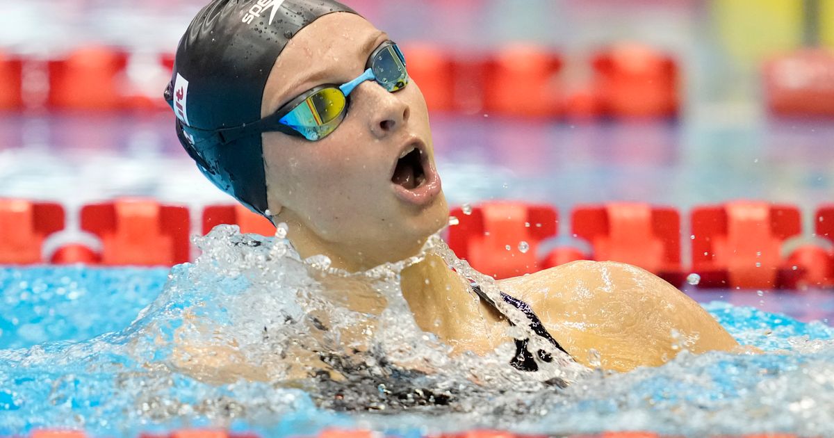 Canadian Summer McIntosh, 16, Wins Second Gold Medal at Swimming World Championships in Japan