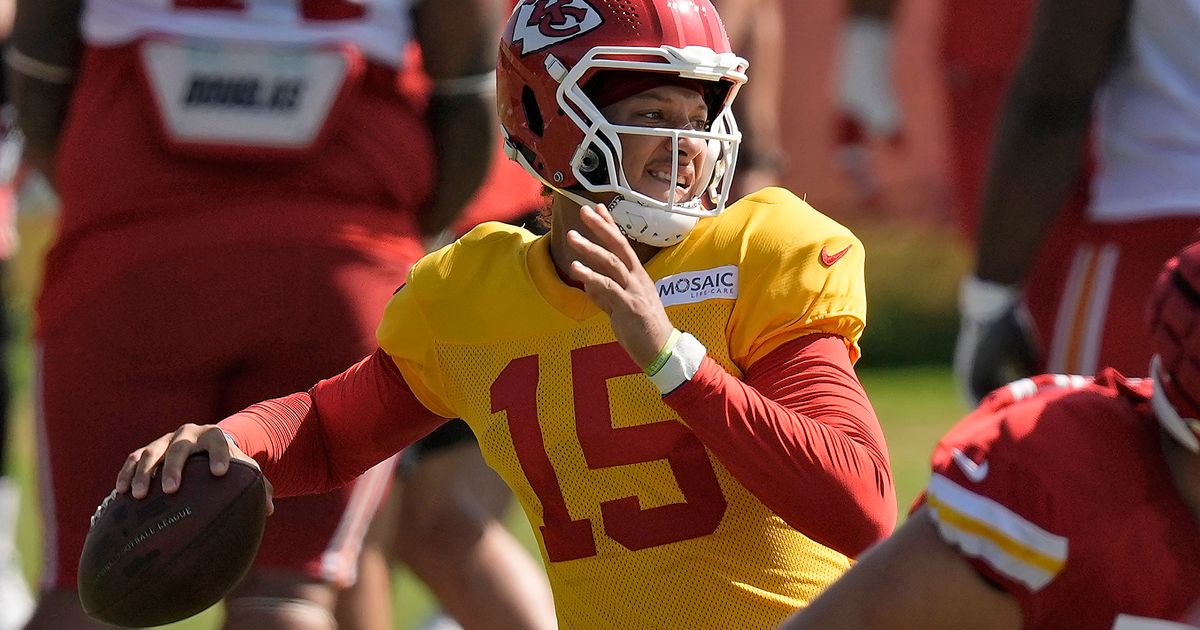 Chiefs to Utilize New Offensive Tackles to Safeguard Patrick Mahomes in 2020 Season