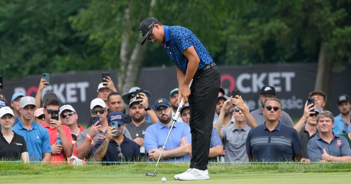 Fowler Shoots 20 Under to Take Lead in Rocket Mortgage Classic, Seeking to End Winless Streak