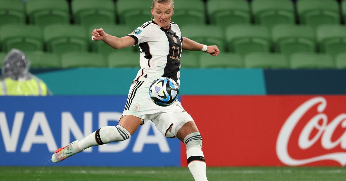 Germany's Popp Scores in Return to Women's World Cup